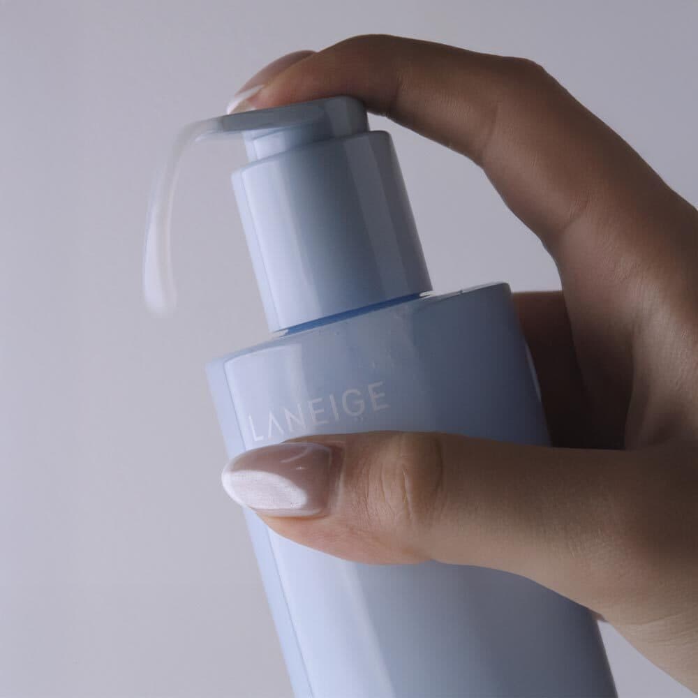 Laneige WaterBank Gentle Gel Cleanser 250ml - view 2